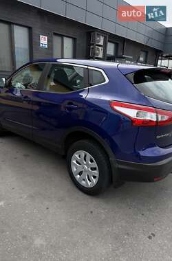 Внедорожник / Кроссовер Nissan Qashqai 2017 в Днепре