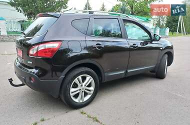 Внедорожник / Кроссовер Nissan Qashqai 2011 в 