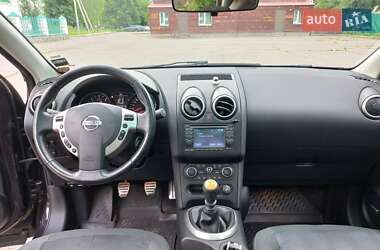 Внедорожник / Кроссовер Nissan Qashqai 2011 в 