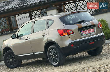 Внедорожник / Кроссовер Nissan Qashqai 2009 в 