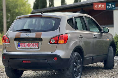 Внедорожник / Кроссовер Nissan Qashqai 2009 в 