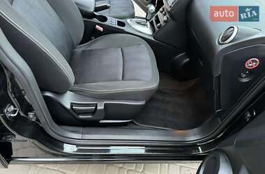 Внедорожник / Кроссовер Nissan Qashqai 2012 в 