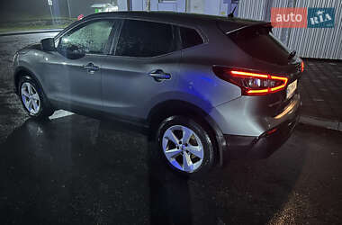 Внедорожник / Кроссовер Nissan Qashqai 2019 в 