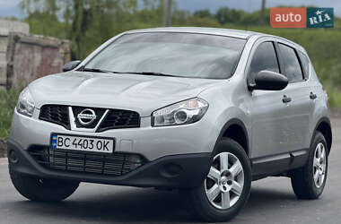 Позашляховик / Кросовер Nissan Qashqai 2010 в Самборі
