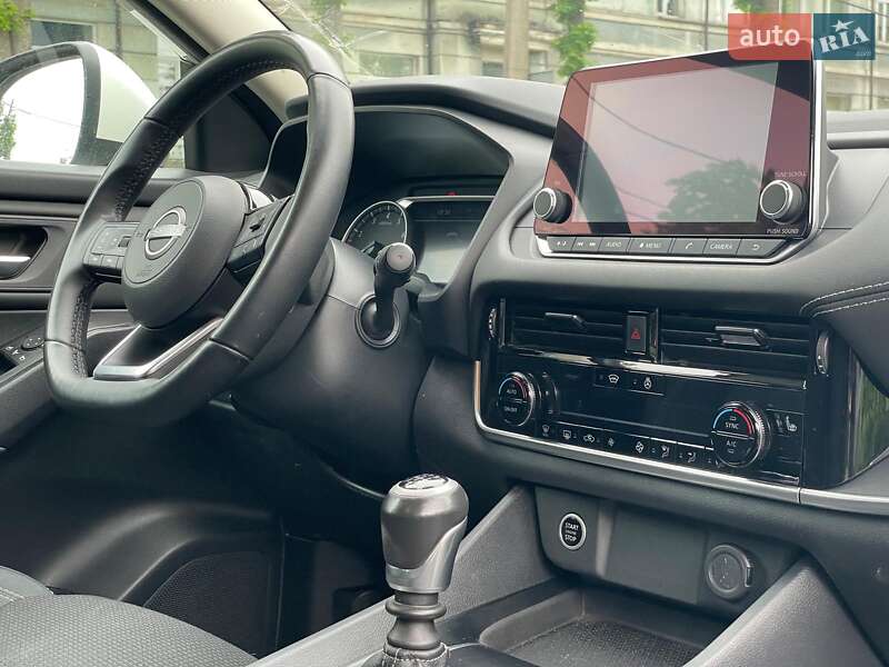 Внедорожник / Кроссовер Nissan Qashqai 2022 в Киеве