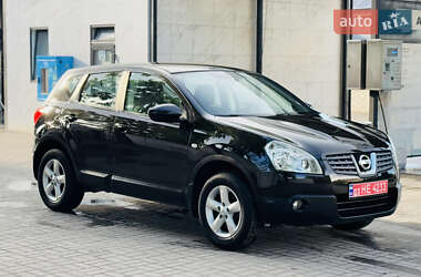 Внедорожник / Кроссовер Nissan Qashqai 2008 в 