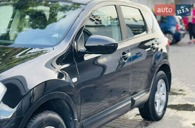 Внедорожник / Кроссовер Nissan Qashqai 2008 в 