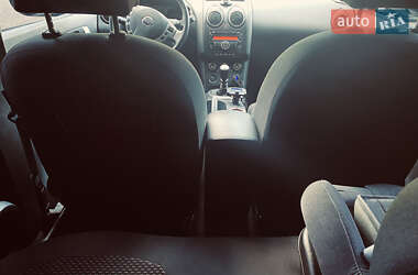 Внедорожник / Кроссовер Nissan Qashqai 2008 в 