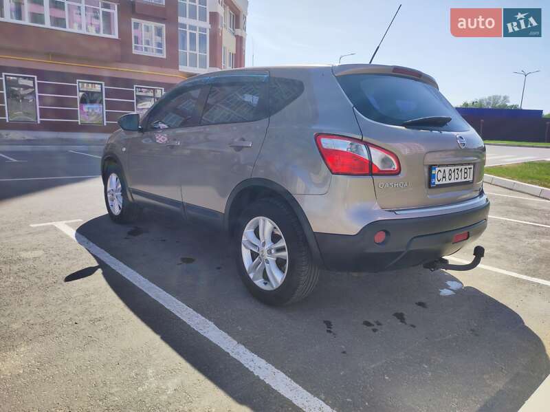 Внедорожник / Кроссовер Nissan Qashqai 2011 в Умани