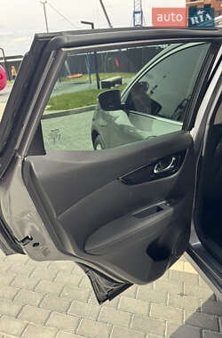 Внедорожник / Кроссовер Nissan Qashqai 2015 в 