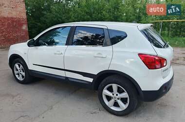 Позашляховик / Кросовер Nissan Qashqai 2009 в 