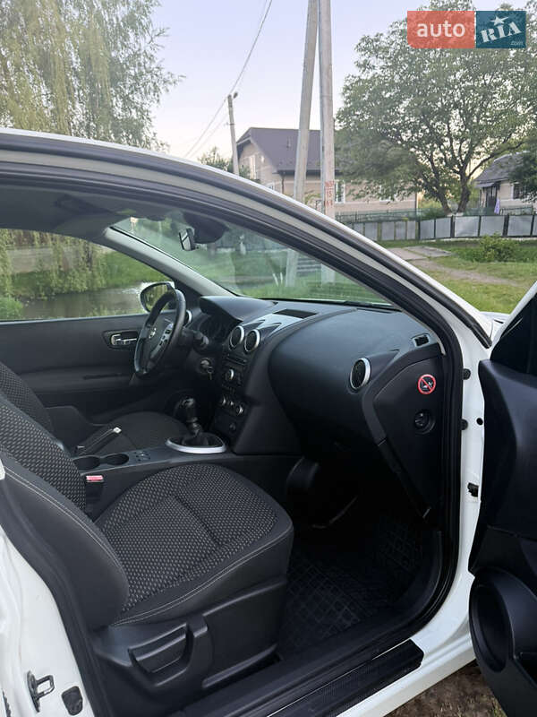 Внедорожник / Кроссовер Nissan Qashqai 2008 в Ивано-Франковске