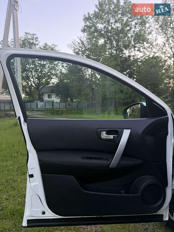 Внедорожник / Кроссовер Nissan Qashqai 2008 в Ивано-Франковске