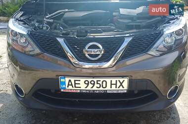 Внедорожник / Кроссовер Nissan Qashqai 2016 в 