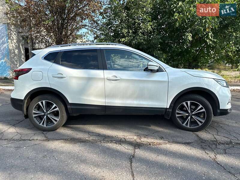 Внедорожник / Кроссовер Nissan Qashqai 2017 в Виннице