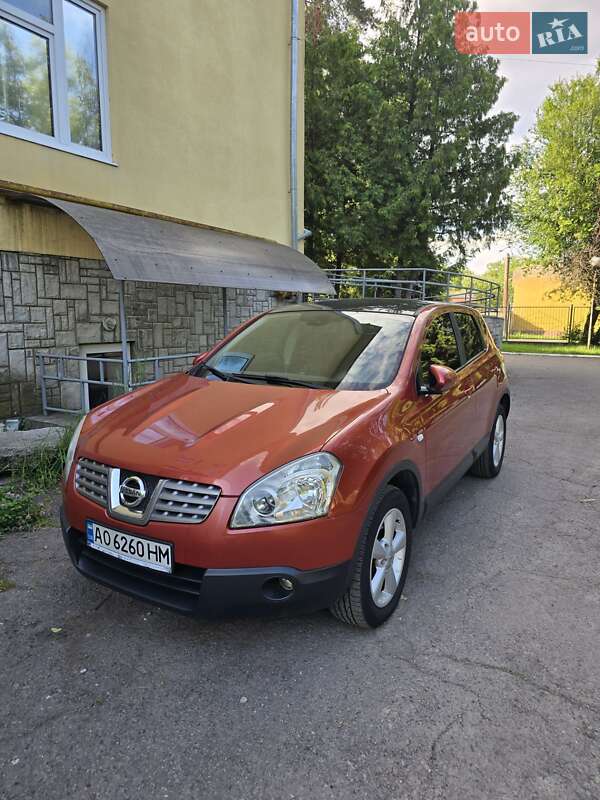 Внедорожник / Кроссовер Nissan Qashqai 2008 в 