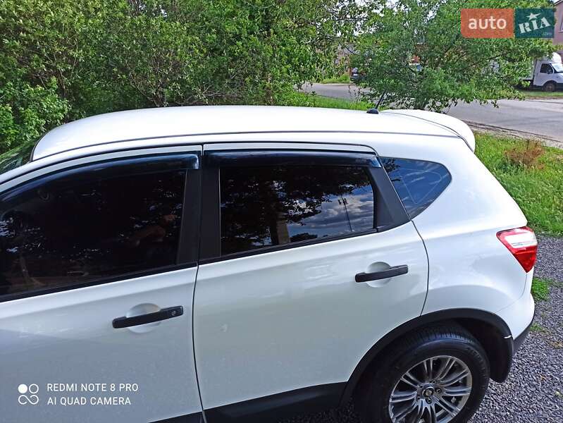 Внедорожник / Кроссовер Nissan Qashqai 2013 в Кривом Роге
