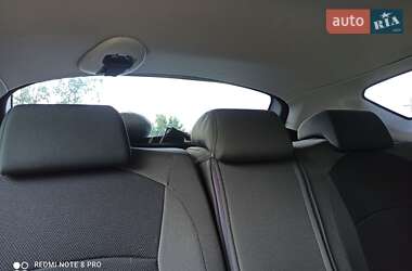 Внедорожник / Кроссовер Nissan Qashqai 2013 в 