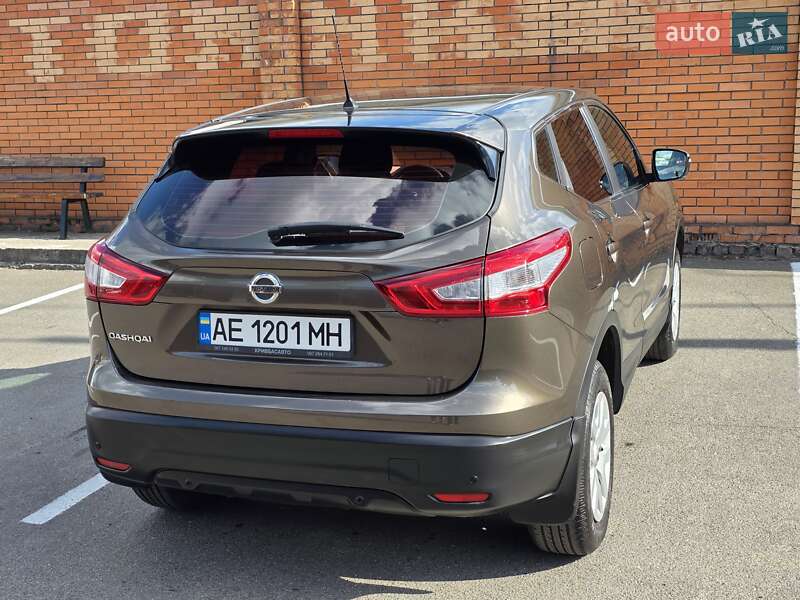 Внедорожник / Кроссовер Nissan Qashqai 2017 в Кривом Роге