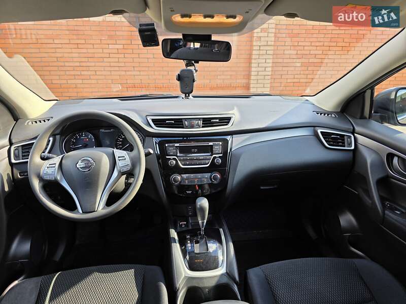 Внедорожник / Кроссовер Nissan Qashqai 2017 в Кривом Роге