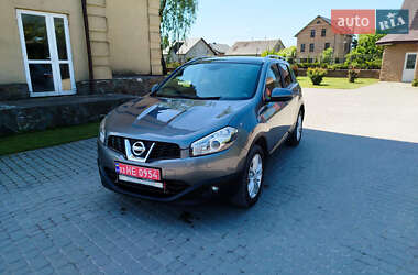 Позашляховик / Кросовер Nissan Qashqai 2011 в Почаєві