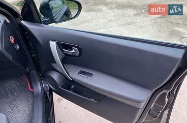 Позашляховик / Кросовер Nissan Qashqai 2010 в 