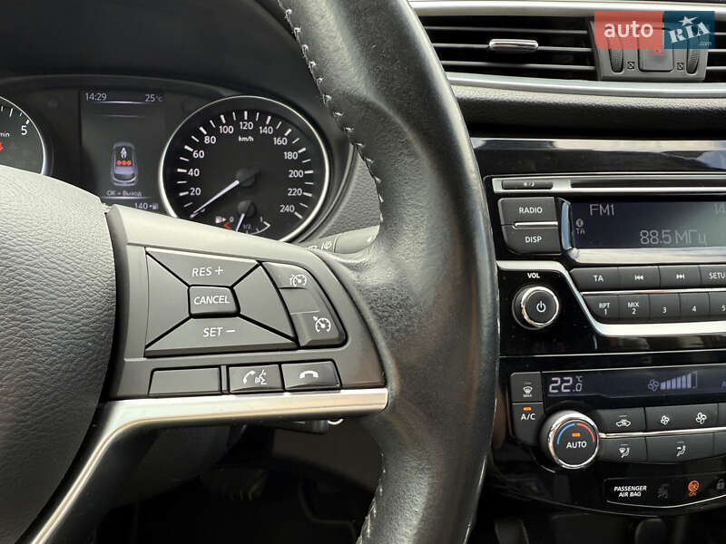 Позашляховик / Кросовер Nissan Qashqai 2018 в Дніпрі