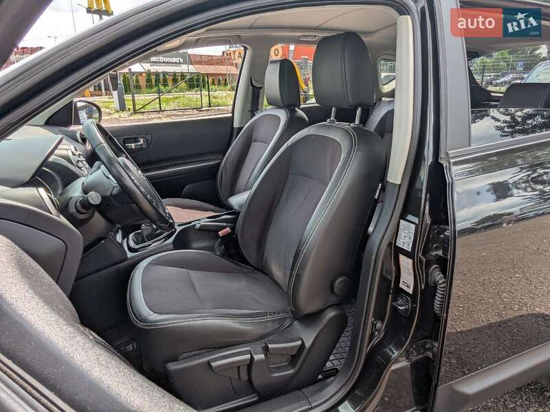 Позашляховик / Кросовер Nissan Qashqai 2013 в Києві