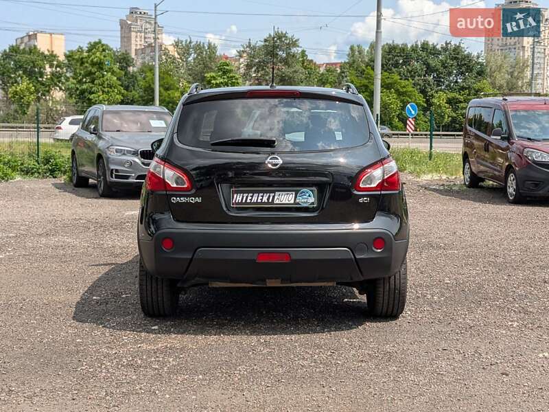 Позашляховик / Кросовер Nissan Qashqai 2013 в Києві