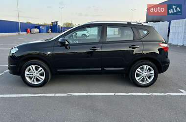 Позашляховик / Кросовер Nissan Qashqai 2013 в 