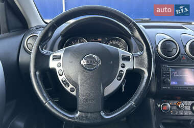 Позашляховик / Кросовер Nissan Qashqai 2013 в 