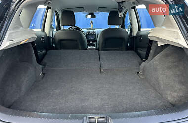Позашляховик / Кросовер Nissan Qashqai 2013 в 