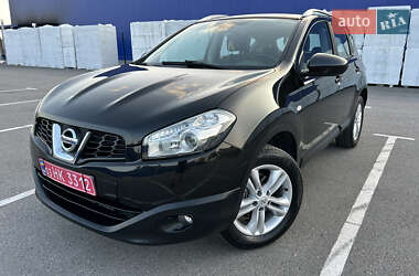 Позашляховик / Кросовер Nissan Qashqai 2013 в 