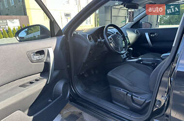 Внедорожник / Кроссовер Nissan Qashqai 2009 в 
