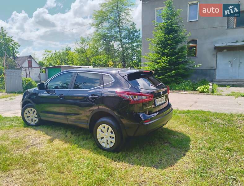 Внедорожник / Кроссовер Nissan Qashqai 2020 в Кропивницком