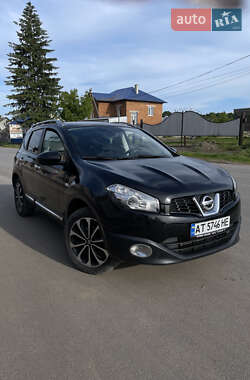 Позашляховик / Кросовер Nissan Qashqai 2011 в Городенці