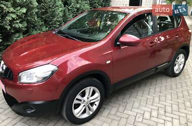Позашляховик / Кросовер Nissan Qashqai 2011 в Тульчині