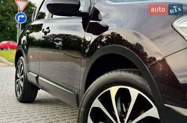 Внедорожник / Кроссовер Nissan Qashqai 2012 в 