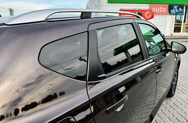 Внедорожник / Кроссовер Nissan Qashqai 2012 в 
