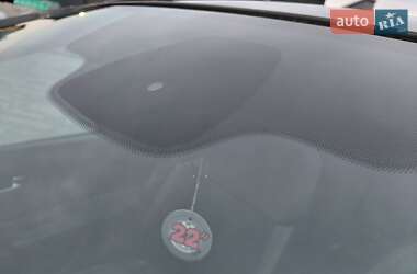 Позашляховик / Кросовер Nissan Qashqai 2013 в 
