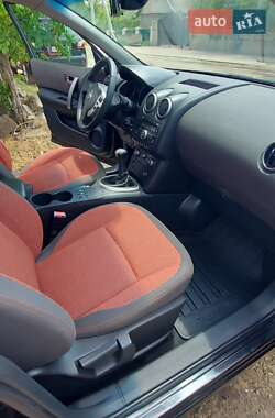 Внедорожник / Кроссовер Nissan Qashqai 2008 в 