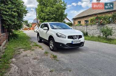 Позашляховик / Кросовер Nissan Qashqai 2011 в 