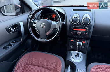 Внедорожник / Кроссовер Nissan Qashqai 2007 в 
