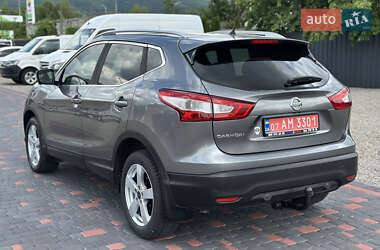 Внедорожник / Кроссовер Nissan Qashqai 2014 в 