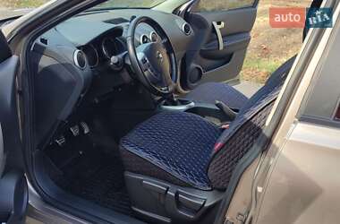 Позашляховик / Кросовер Nissan Qashqai 2009 в Миколаєві