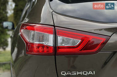 Позашляховик / Кросовер Nissan Qashqai 2014 в 