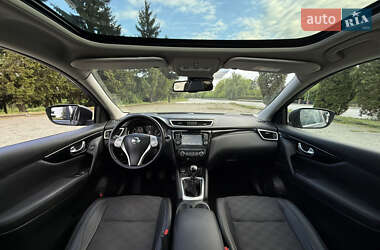 Позашляховик / Кросовер Nissan Qashqai 2014 в 