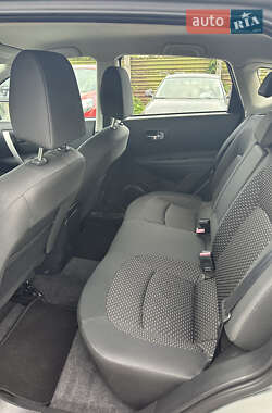 Внедорожник / Кроссовер Nissan Qashqai 2008 в 