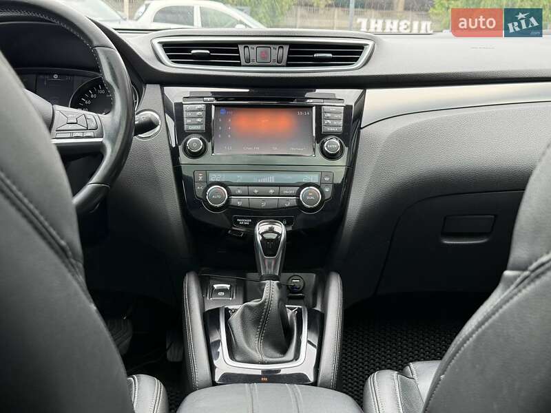 Внедорожник / Кроссовер Nissan Qashqai 2017 в Ровно фото 37 Внедорожник / Кроссовер Nissan Qashqai 2017 в Ровно