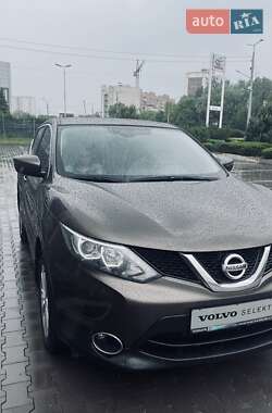 Внедорожник / Кроссовер Nissan Qashqai 2017 в 